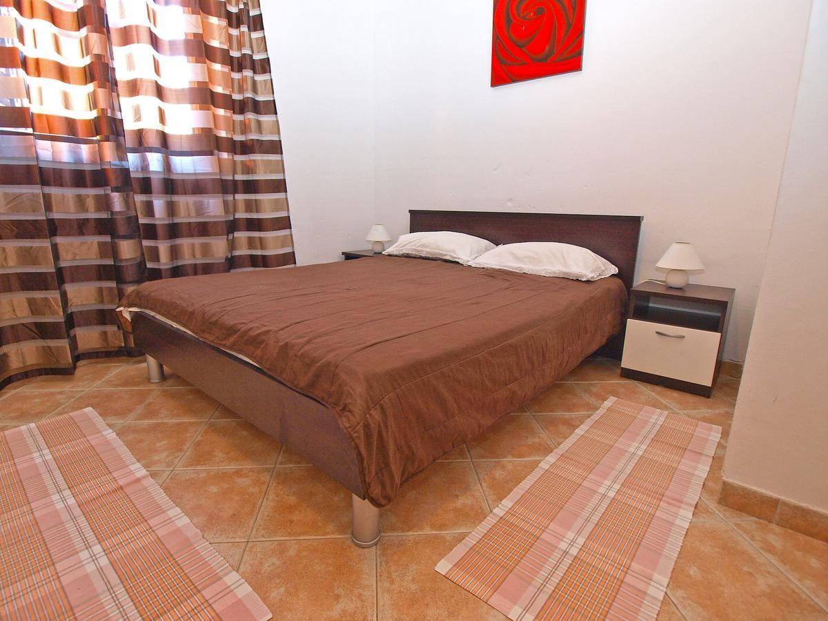 Apartments Sandra 1335 بولا المظهر الخارجي الصورة