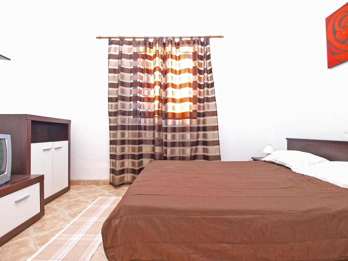 Apartments Sandra 1335 بولا المظهر الخارجي الصورة
